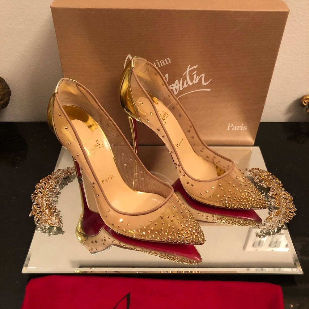 Loubputin Pigalle Follies 100mm Crystalls Coated shoes ☀️✨✨✨❤️